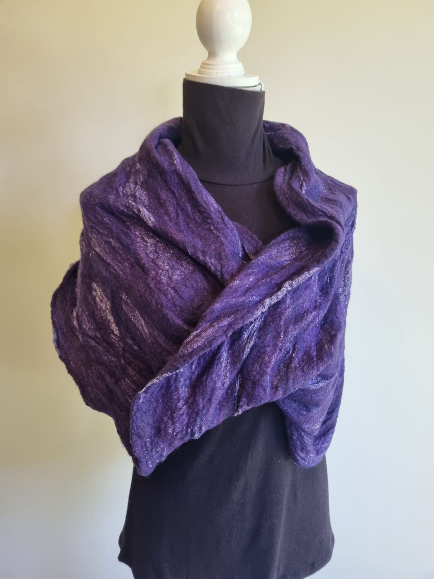 Infinity nuno felt scarf